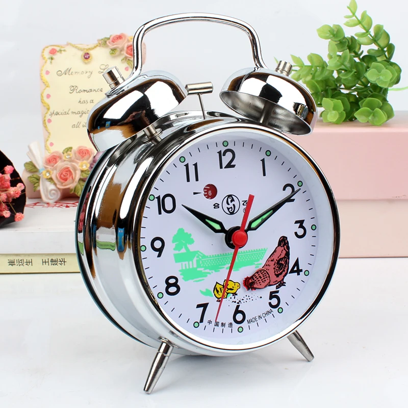 Metal Mechanical Alarm Clocks Creative Desk Bedside Table Desktop Clock Alarm Bedroom Decorations Accessories Battery Operate