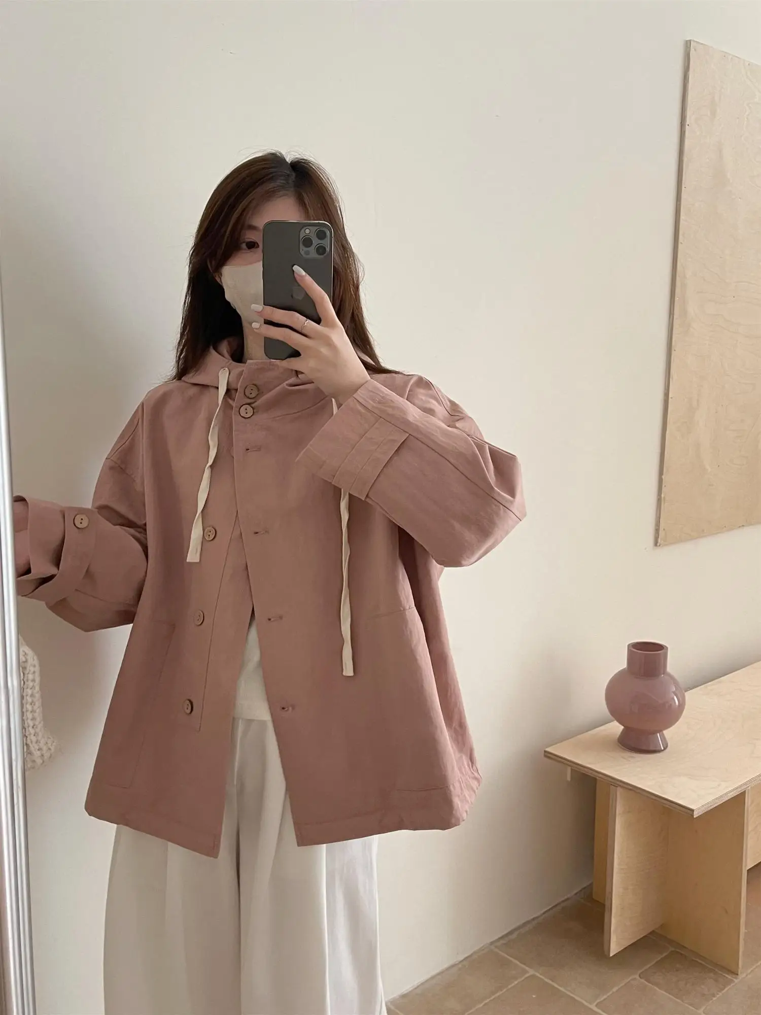 

Chuwojia 24 Осенняя новинка: Куртка с капюшоном на шнурке, ретро, свободный крой, универсальная, на одной пуговице, простой стильный топ из смесового хлопка и нейлона