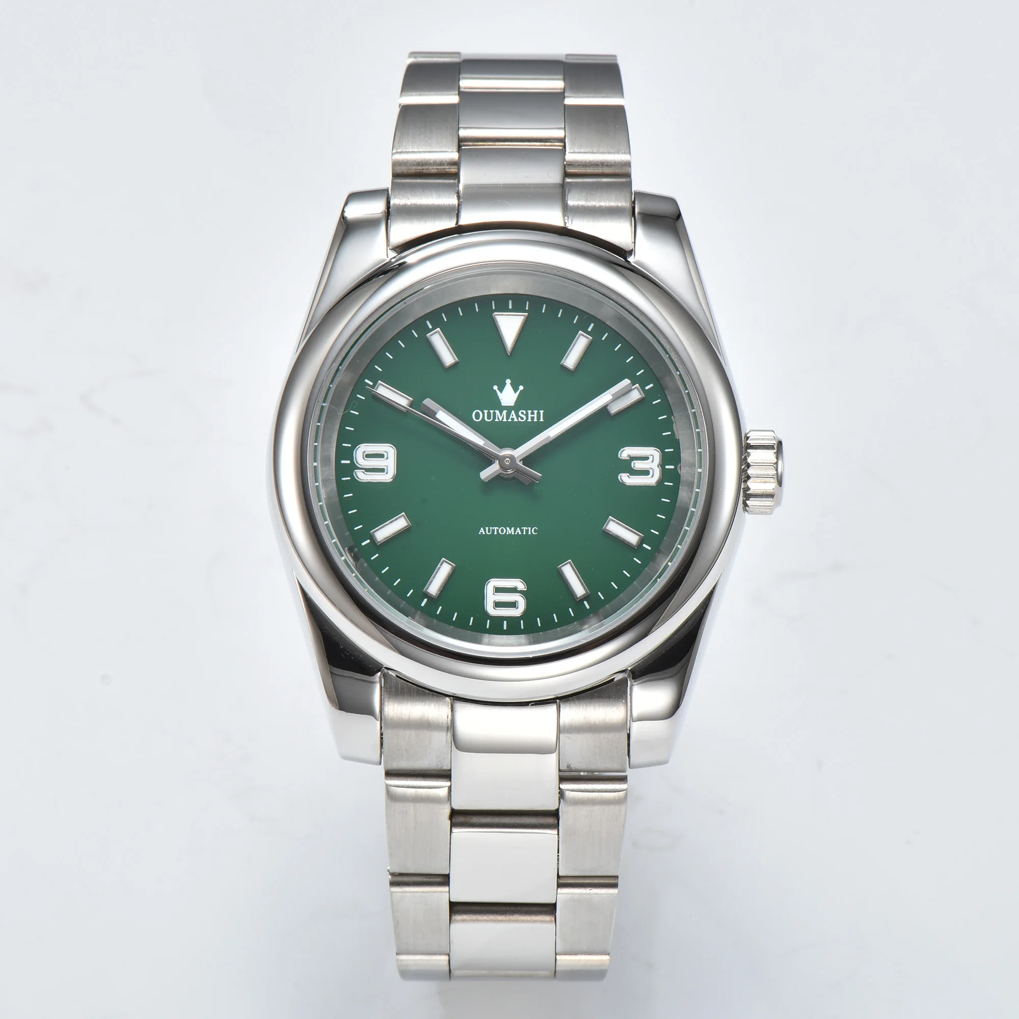 นาฬิกากันน้ำสำหรับผู้ชาย, นาฬิกา NH35ทำจากแก้วแซฟไฟร์มีเส้นผ่านศูนย์กลาง39มม. ทำจากแก้วแซฟไฟร์กันน้ำได้100