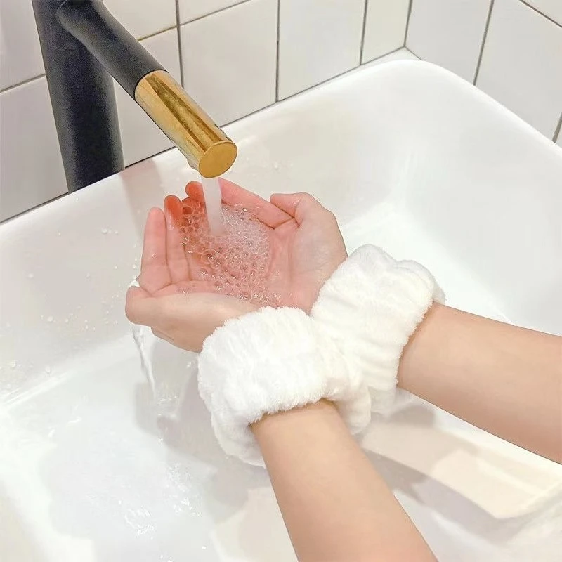 

Anti-wet Wristbands for Washing Face, Elastic Water-absorbent Bands for Bathroom