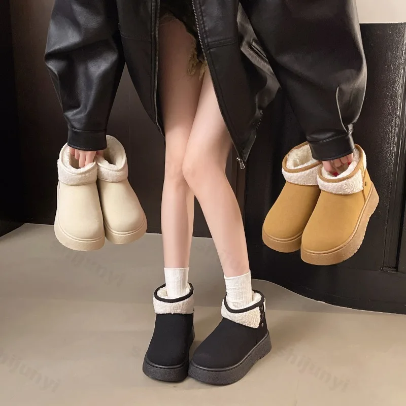 

2025 Winter Vintage Warm Velvet Thick Soled Casual Snow Boots for Women Versatile Plush Comfortable Slip on Chunky Cotton Boots