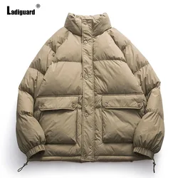 2023 Harajuku Casual Cotton Coats Plus Size Mens Plush Top Outerwear Winter Flocking Jacket Men Fashion Zipper Pocket Overcoats