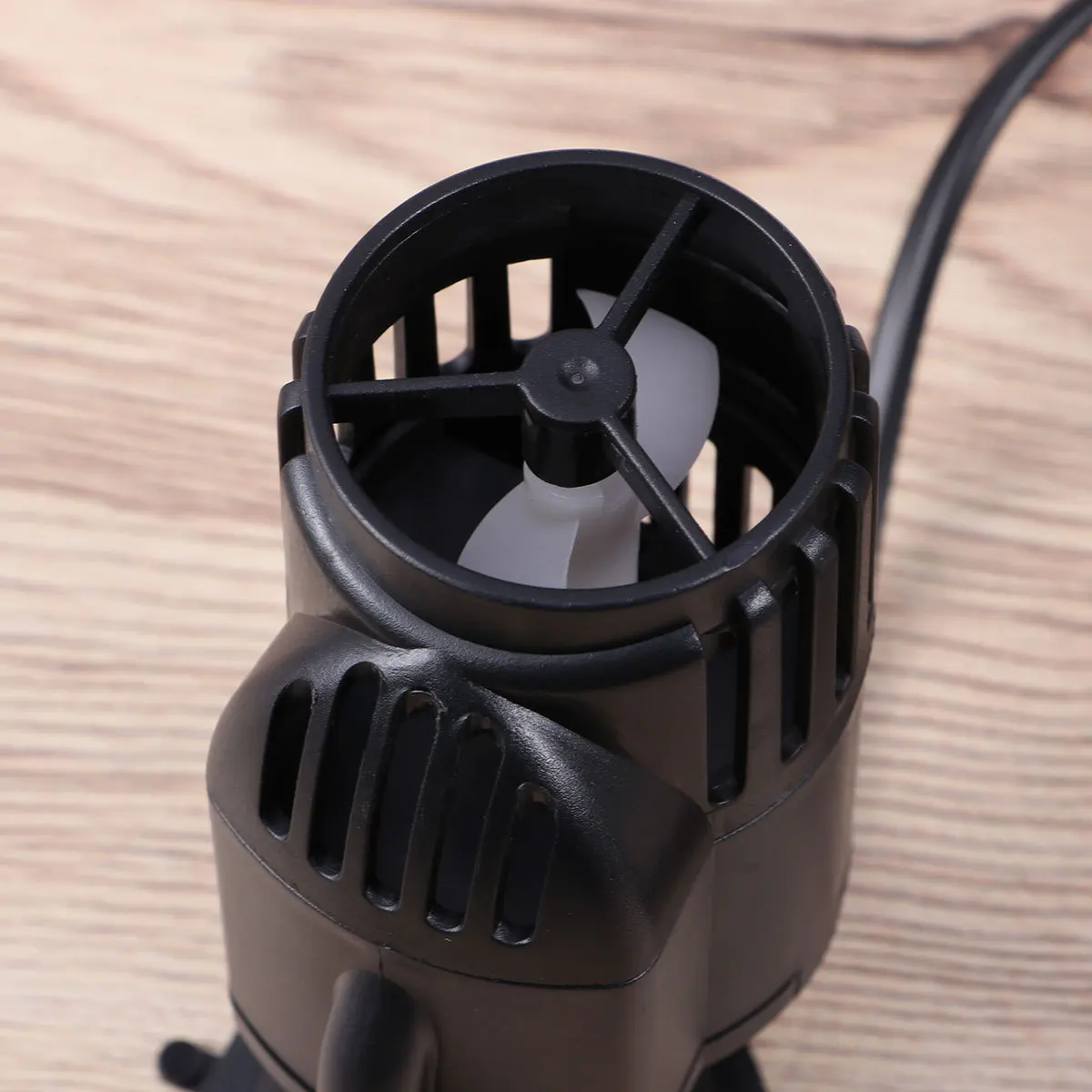 

Wave Maker -120a 360 Degree Rotatable Suction Cup Base Aquarium Fish Tank Safe Pet Fence Design Freshwater Saltwater