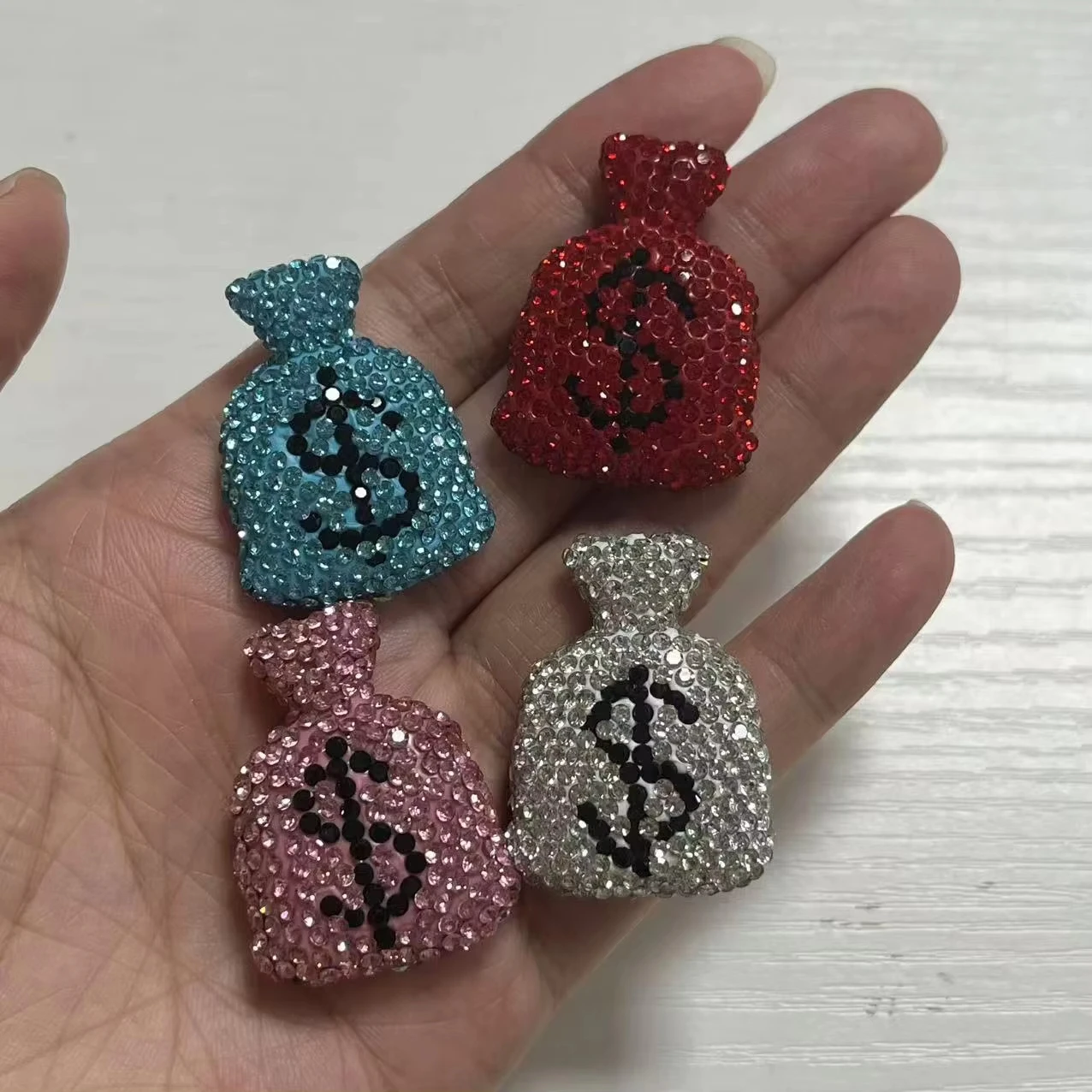 1 مجموعة فراشة الشفاه الحب Goodluck الكلمات مجلس الكرز ستار زينة غير المرغوب فيه جراب هاتف دبوس الشعر اكسسوارات Diy بها بنفسك الحرف اليدوية السحر