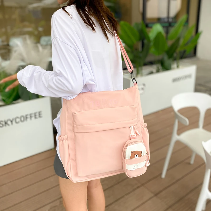 Borsa da donna nuova invernale di alta qualità tendenza moda giovanile borsa a tracolla Versatile borsa a tracolla Casual di grande capacità per pendolari