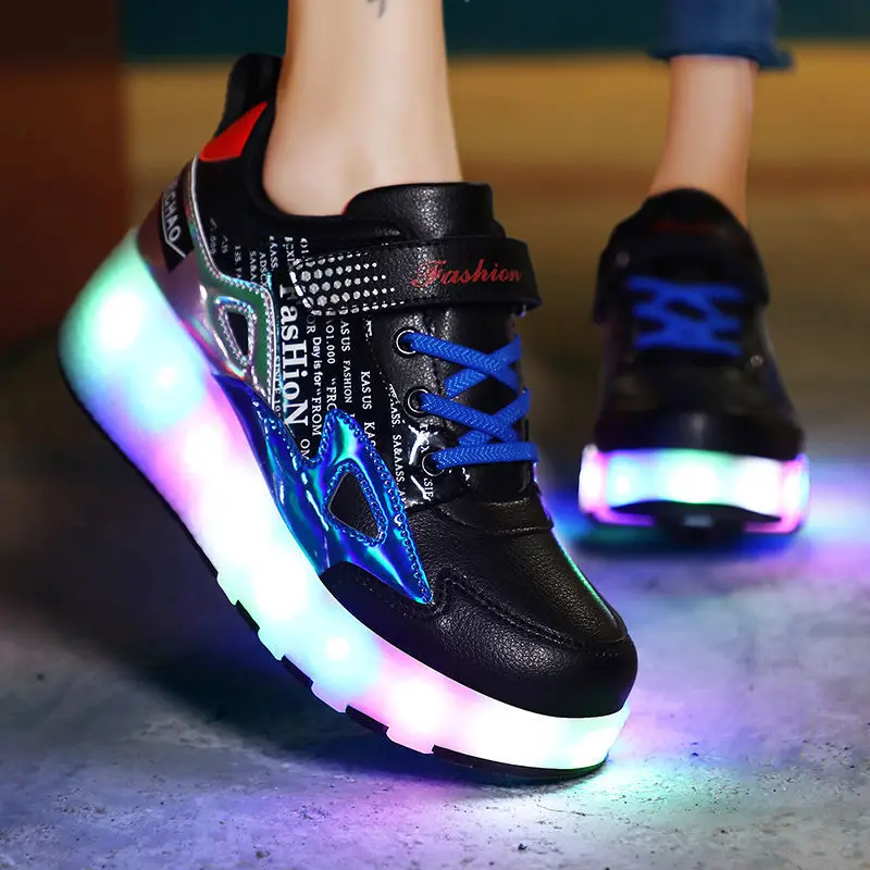 Рисунок 6 - Светящиеся роликовые туфли с двумя