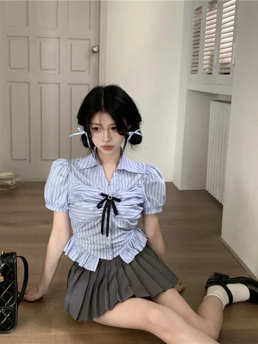 طقم تنورة صيفية مخططة باللون الأزرق من American College Sle، تنورة قصيرة بطيات حلوة وحارة، طقم مكون من قطعتين