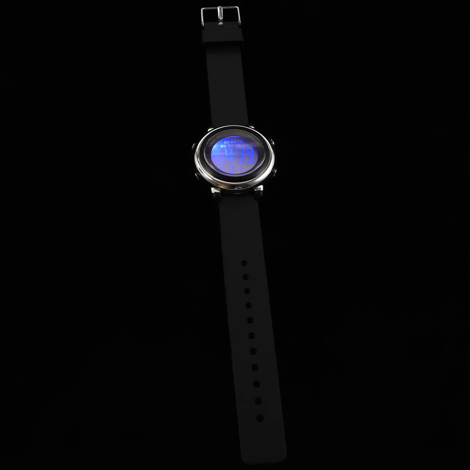 ساعة متعددة الوظائف مقاومة للماء رقمية بإضاءة ليلية مريحة لساعة اليد الرقمية