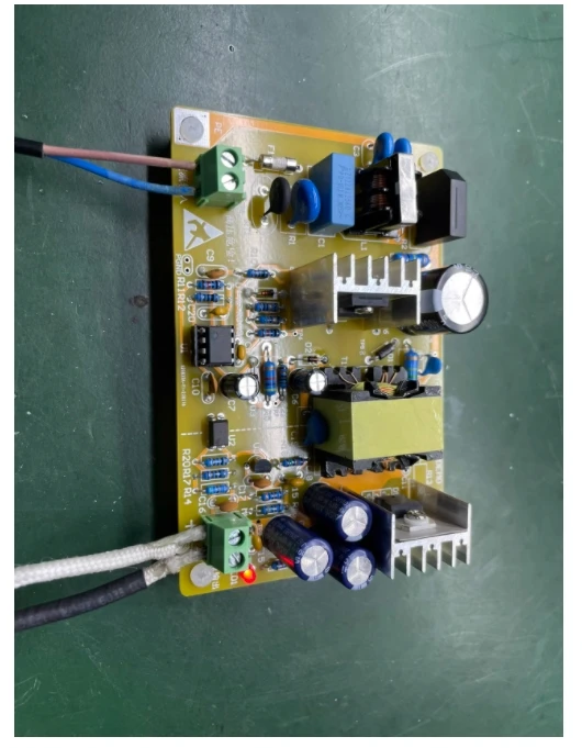 

Flyback Switching Power Module UC3842 43 Flyback Development Board Learning Board Evaluation Board Industrial Control Board