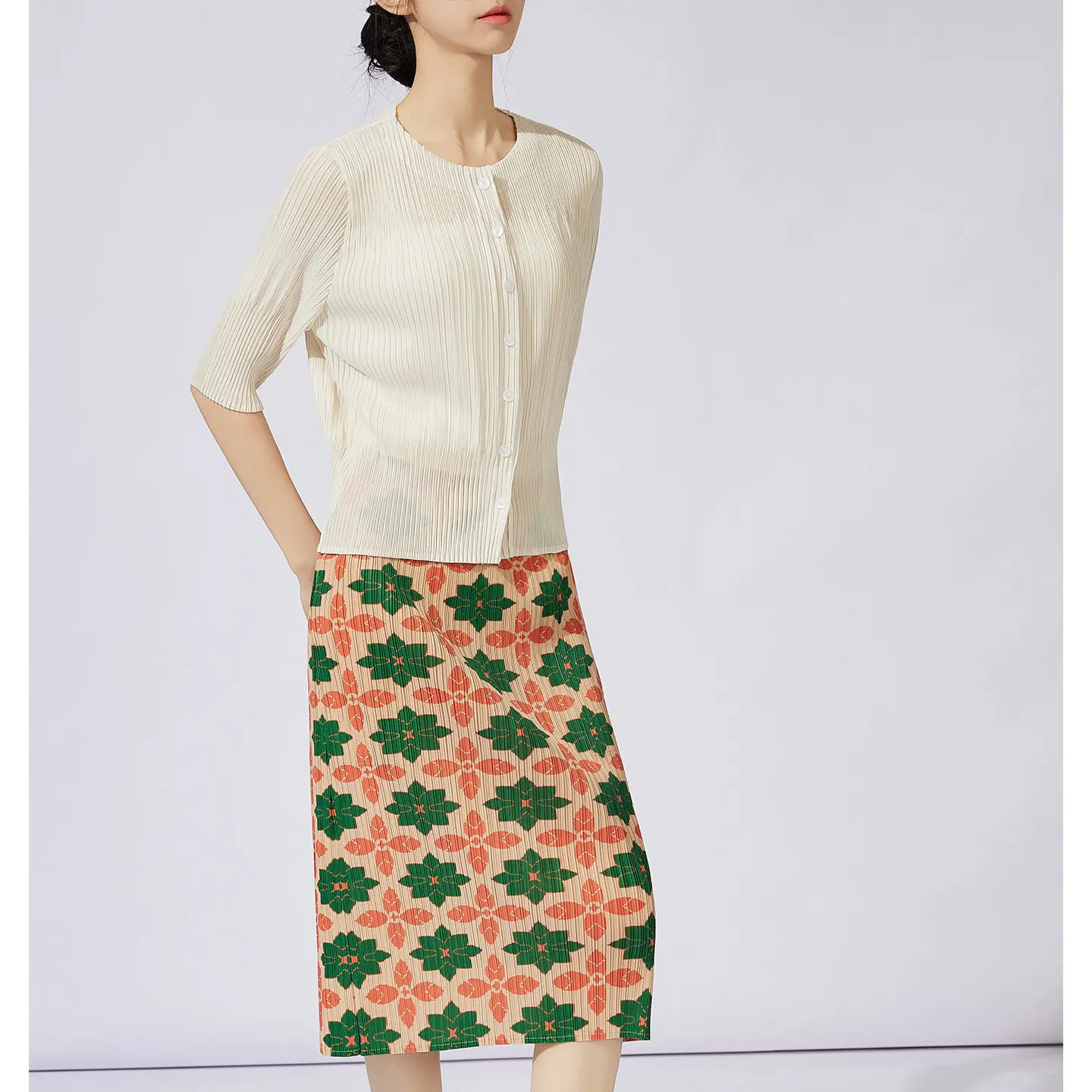 

Miyake Folds 2026 New Retro Geometric Print Bustier Skirt Female Temperament High Waist Thin Medium-length A-line Skirt Pleat