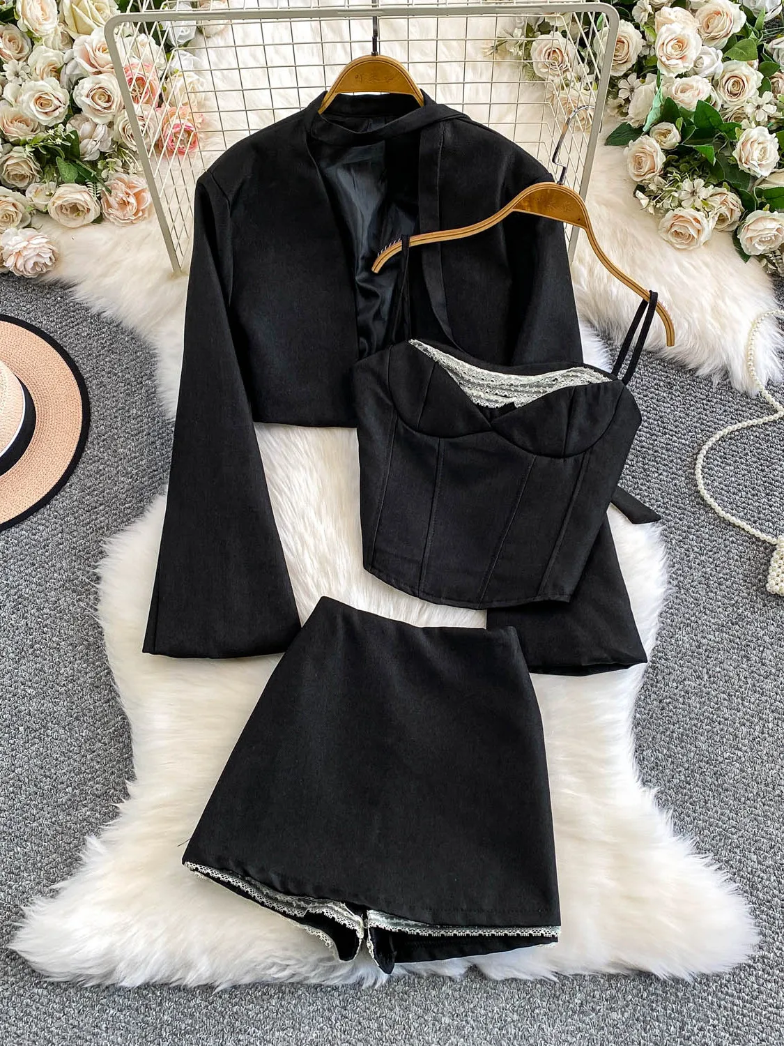 

Fashionable Short Lace Trim Bell Sleeve V Neck Ribbon Detail Coat And Shorts Set for Women Commute Style High Waist Shorts