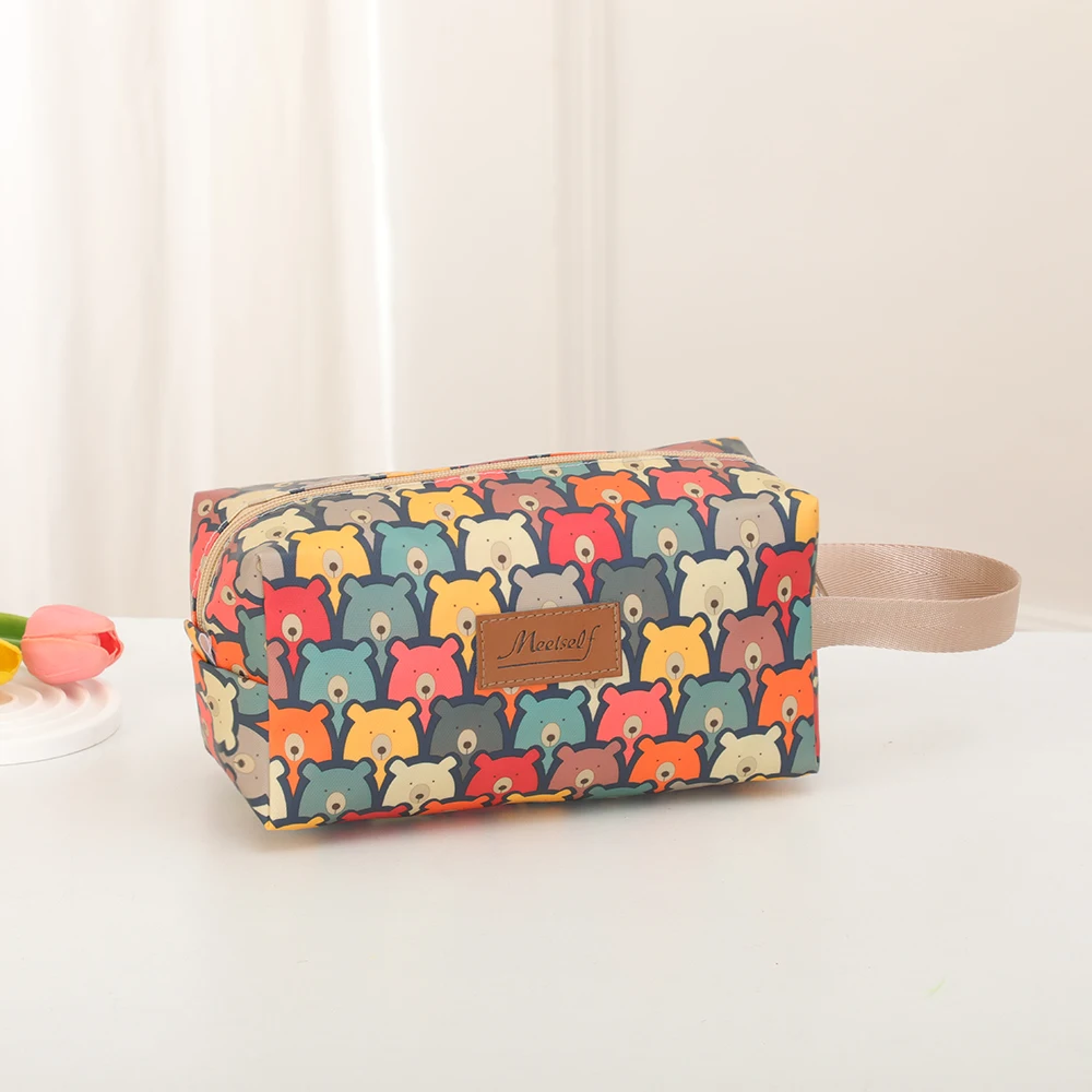 New Korean-style waterproof, light and fresh, large-capacity makeup bag or storage bag