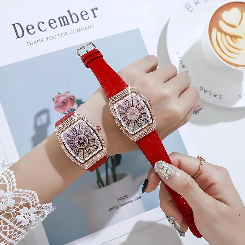 ساعات عصرية جديدة، ساعات كوارتز للزوجين، ساعات حب للرجال والنساء، ساعات يد فاخرة عالية الجودة للجنسين.