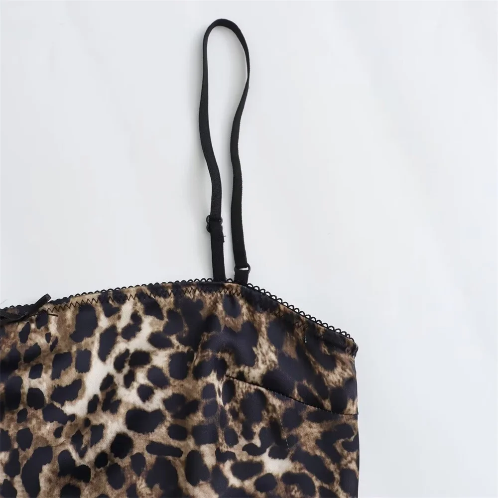 2024ZAR * Wiosna Nowy produkt Nowy wzór w panterkę Seksowna satynowa krótka sukienka z nadrukiem zwierzęcym