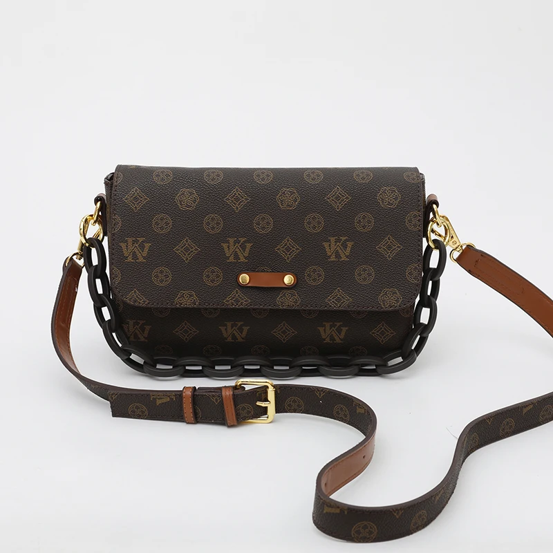 

Stylish Crossbody Messenger Bag For Women Made Of Premium Leather Elegant And Classic Design By Luxury Brand Handbags