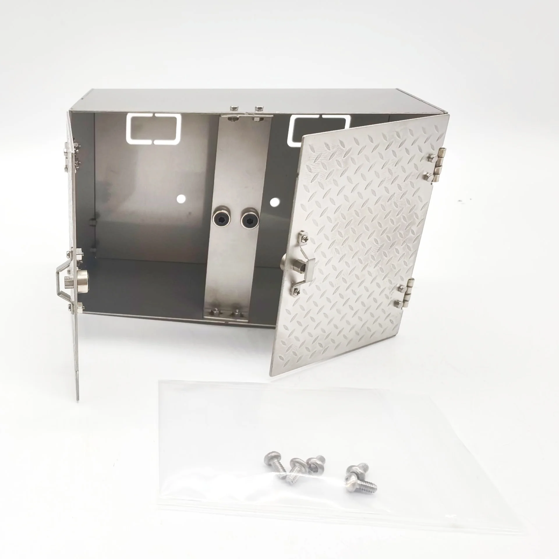 

RC 1/14 Scaleclub ящик для инструментов батарейный ящик контейнер 90 мм для Actros Arocs Man TGX модель грузовика DIY Запчасти