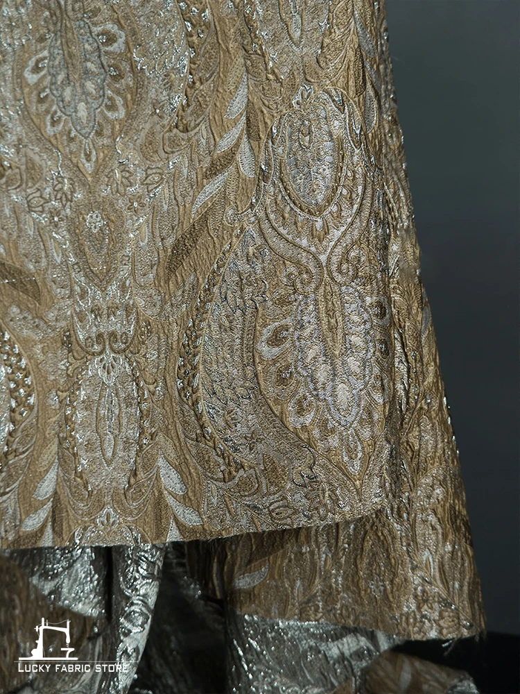 Resplendent palace style, European bright silk blend, three-dimensional texture, embossed jacquard fabric, jacket, designer fabr