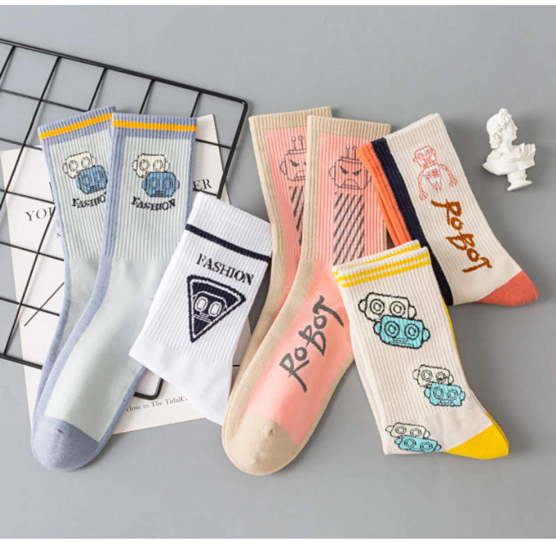 Autumn and Winter New Socks Women's Green Coffee Japanese College Style Socks Sports and Casual Fashion Socks