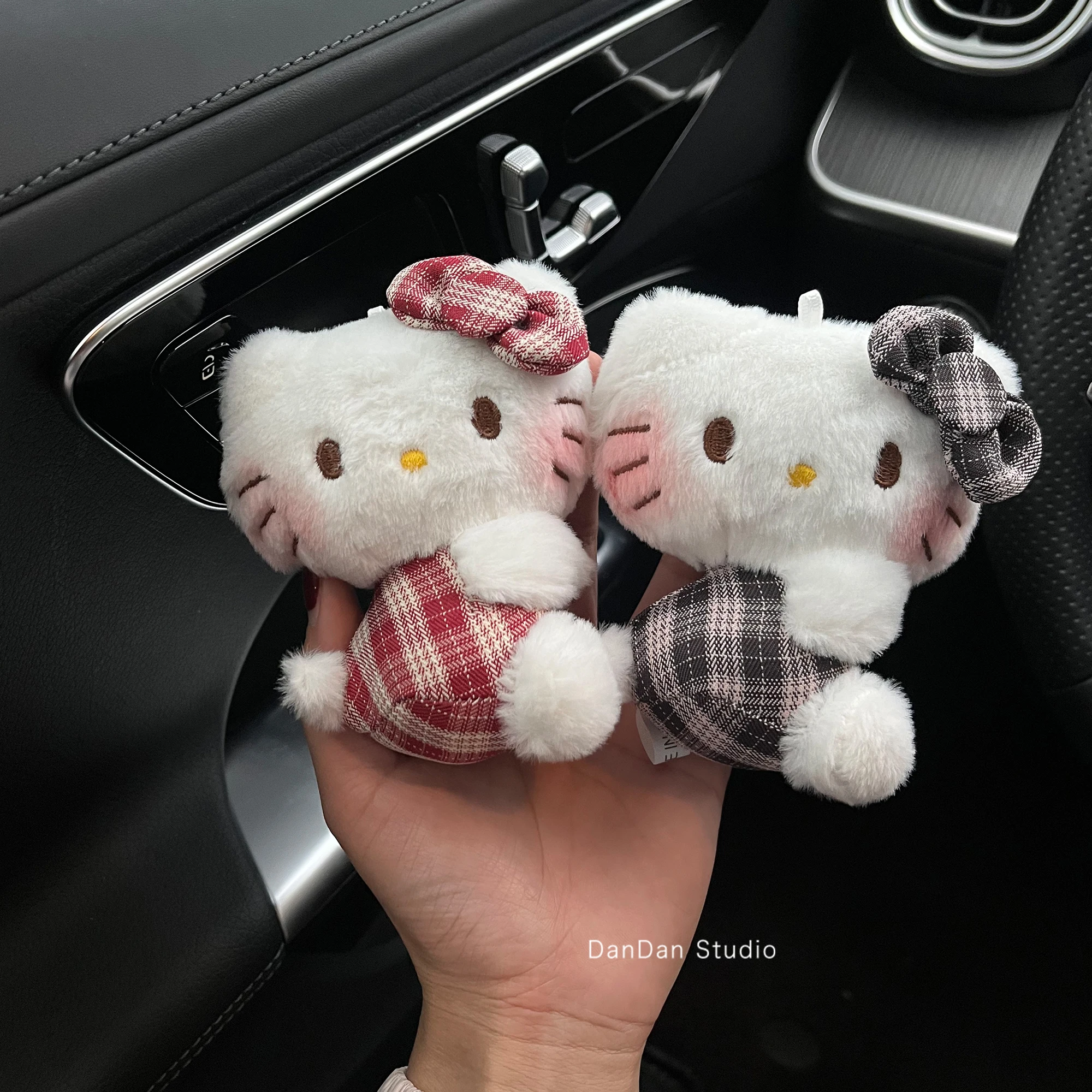 

Kawayi Hello Kitty Sanrio милый автомобильный ремень безопасности чехол автомобильный плечевой протектор стеклоочиститель указатель поворота украшения интерьерные аксессуары подарок