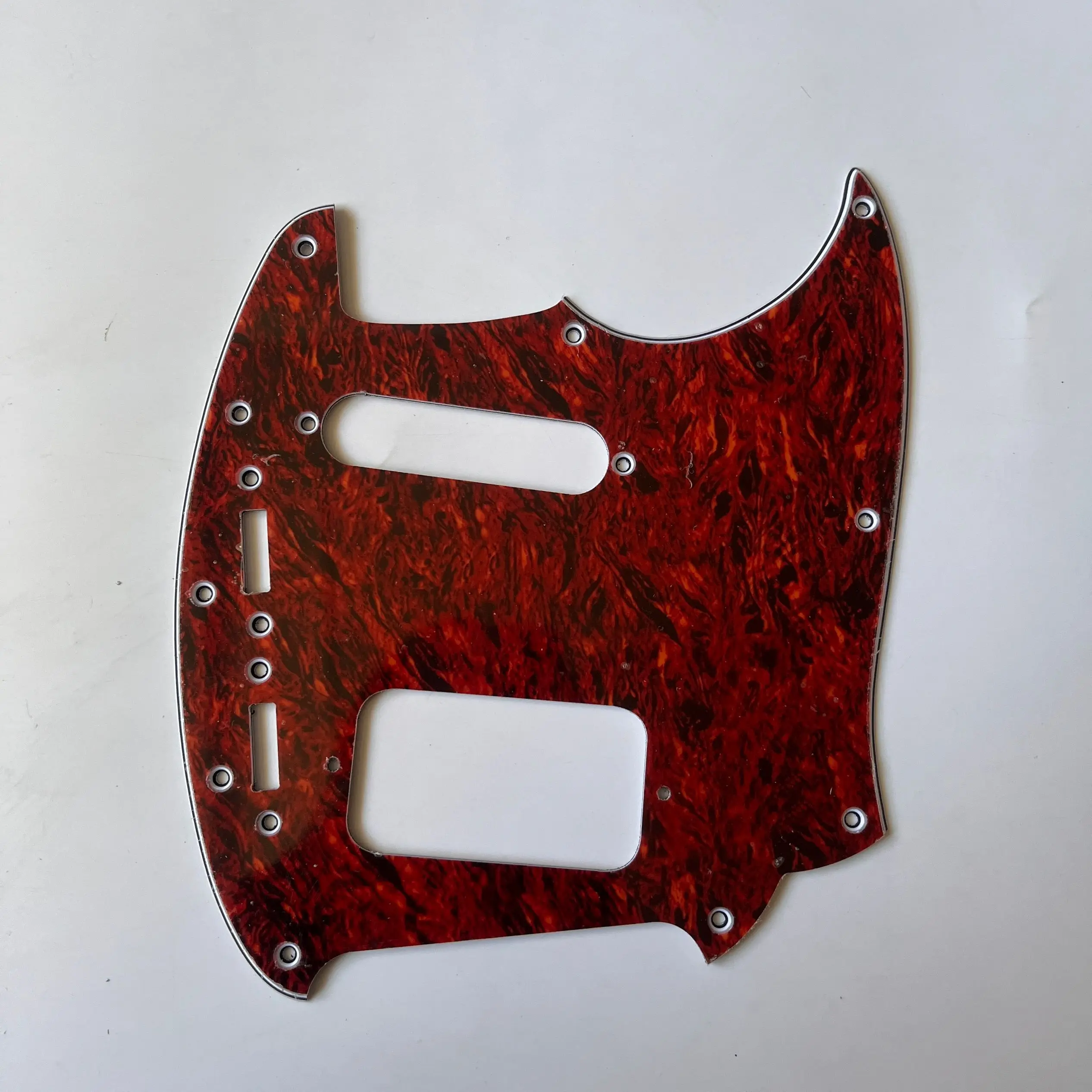 4 Ply Custom Guitar Pickguard For  Kurt Cobain Mustang Style Guitar Parts