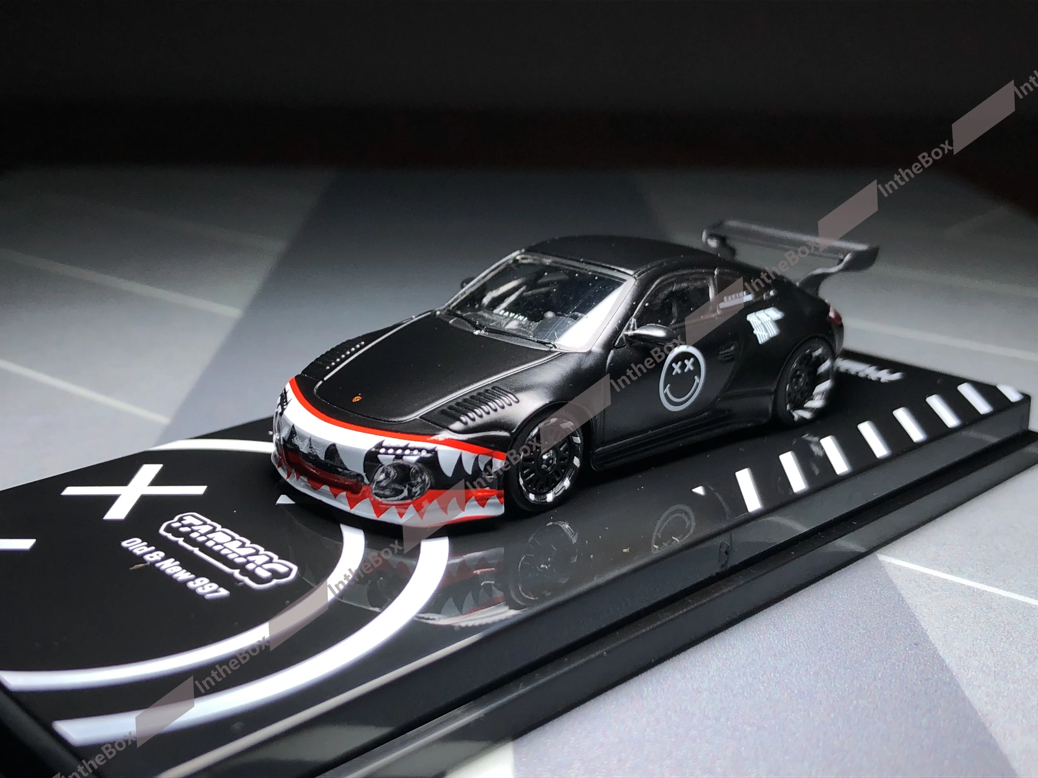 

Tarmac Works 1:64 Old & New 997 Matte Black Diecast Model Car Collection Limited Edition Hobby Toys