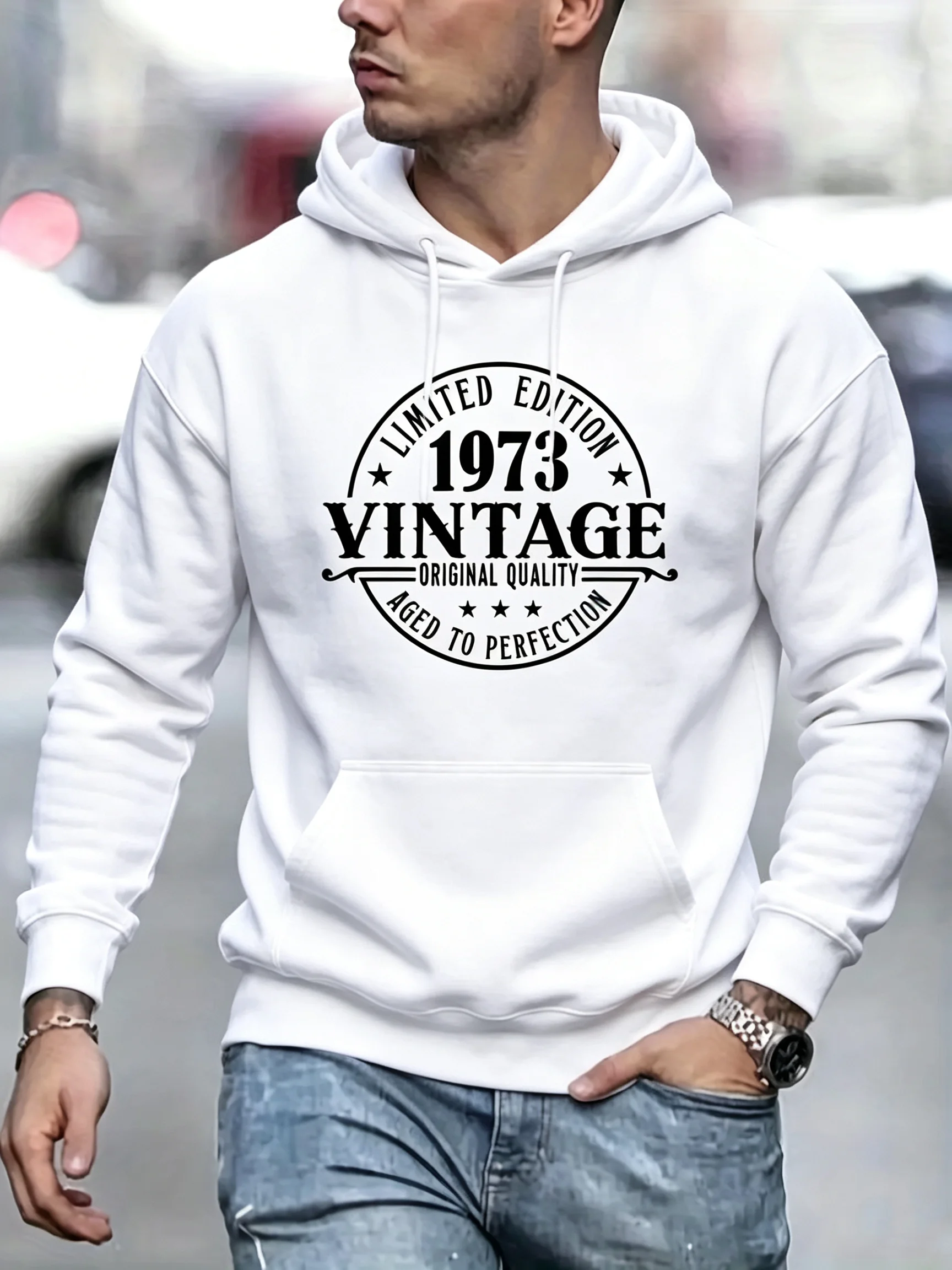 Men's fall and winterhoodie Fashionable Casual Retro 1973 Letter Pattern Printed Loose Sports Round Sleeved hoodie sweatshirt