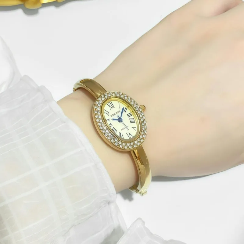 นาฬิกาข้อมือแบรนด์ดังสำหรับผู้หญิง ประดับเพชร หน้าปัดทรงรี นาฬิกาควอตซ์ ของขวัญสุดหรู นาฬิกาข้อมือผู้หญิง Reloj Mujer