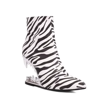 Hollow Out Tiger Tooth Shaped Heel Designรองเท้าสั้นใหม่แฟชั่นเสือดาวพิมพ์Zebraซิปผู้หญิงข้อเท้าBootขนาด 46