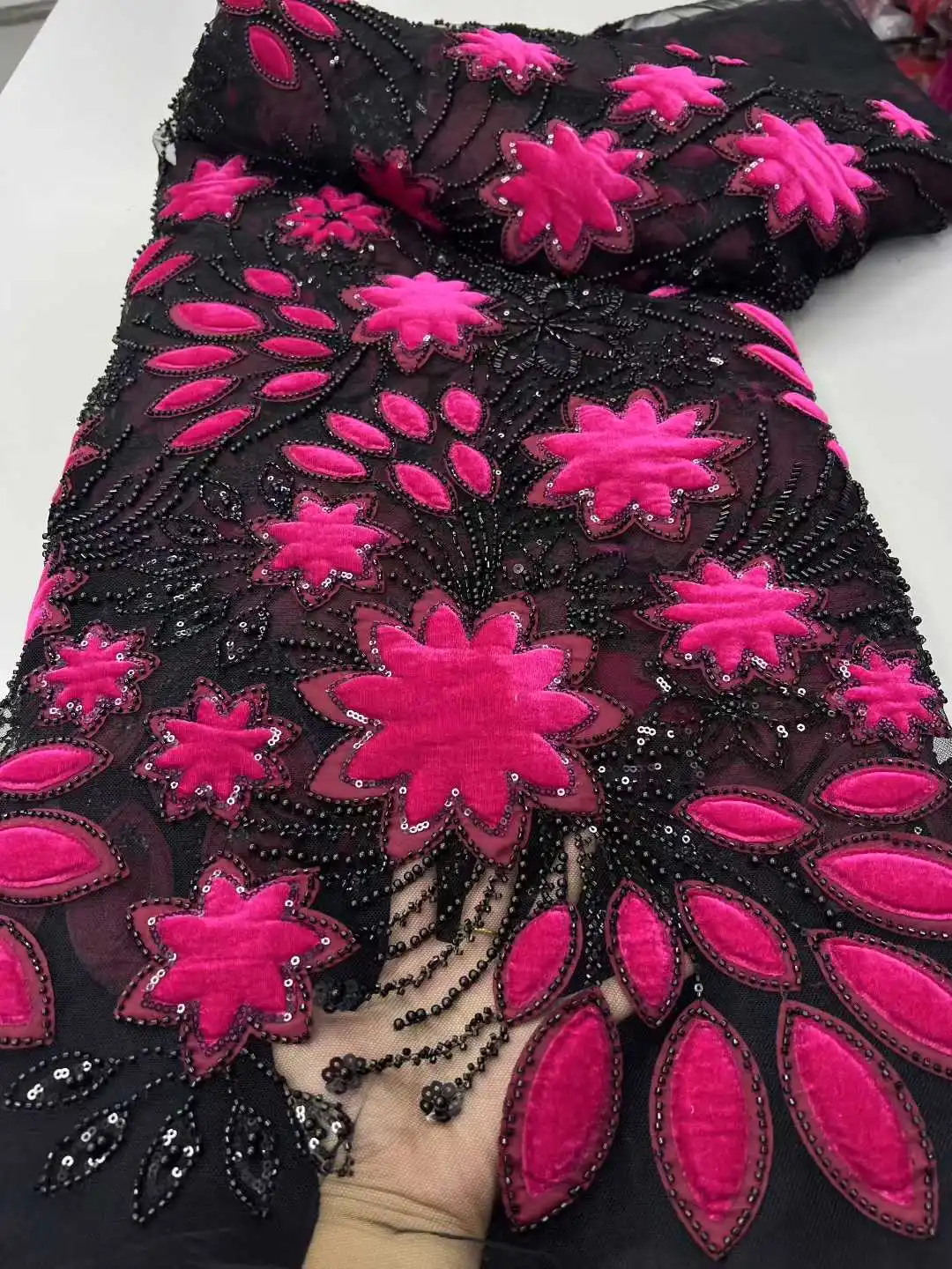 

2025 New Hot Sale Tulle Lace Fabric With Beads Sequins African French Nigerian for High End Wedding Party Bride Sewing Dress