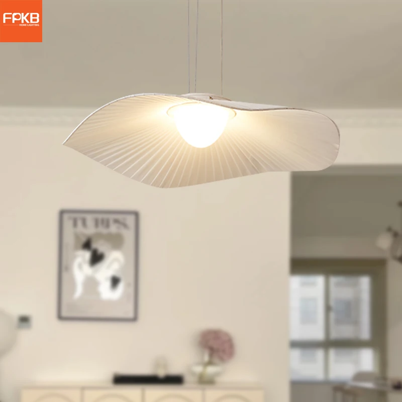 Frans crèmekleurig windhoofdslaapkamerlicht is een eenvoudig woonkamerhoofdlicht, creatief restaurant B & B stoffen kroonluchter