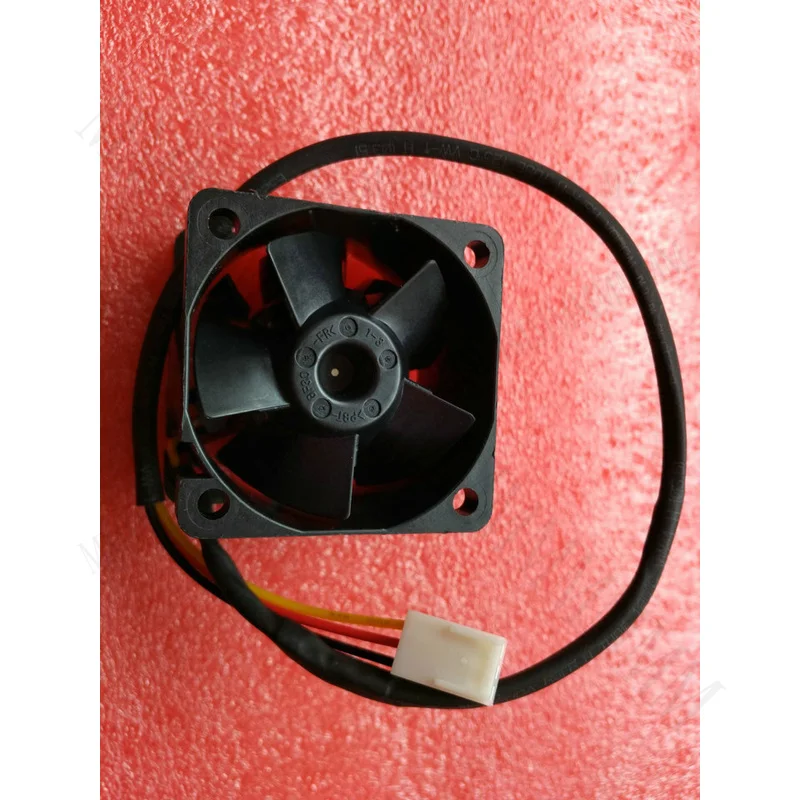 TT 1 piece NMB 1611KL-04W-B29 4028 DC12V 0.11A 40*28MM 4CM cooling fan 3-pin