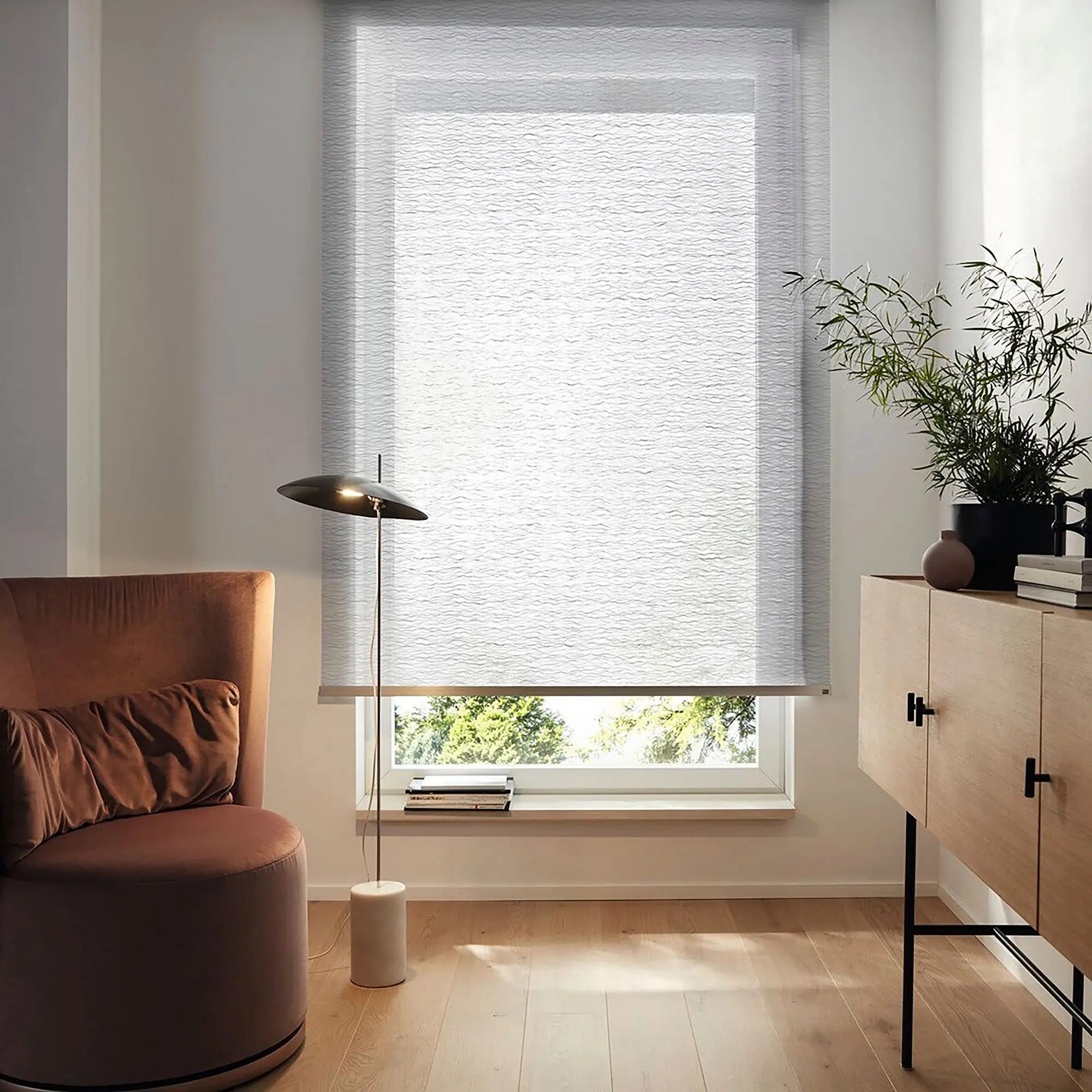 Elevate Your Smart Home! Premium Motorized Blackout Blinds. App/Voice Control, Sun & Privacy Protection. Easy DIY Installation.