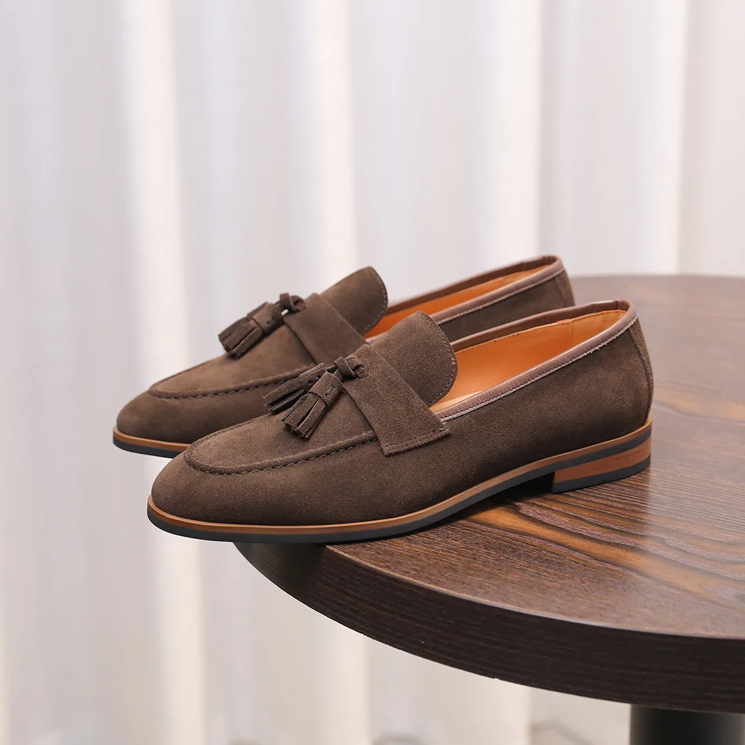 

Brown Tassel Round Head Men Loafers Fall Fashion Outdoor Flats Cover Heel Male Dress Shoes Zapatos Para Hombres