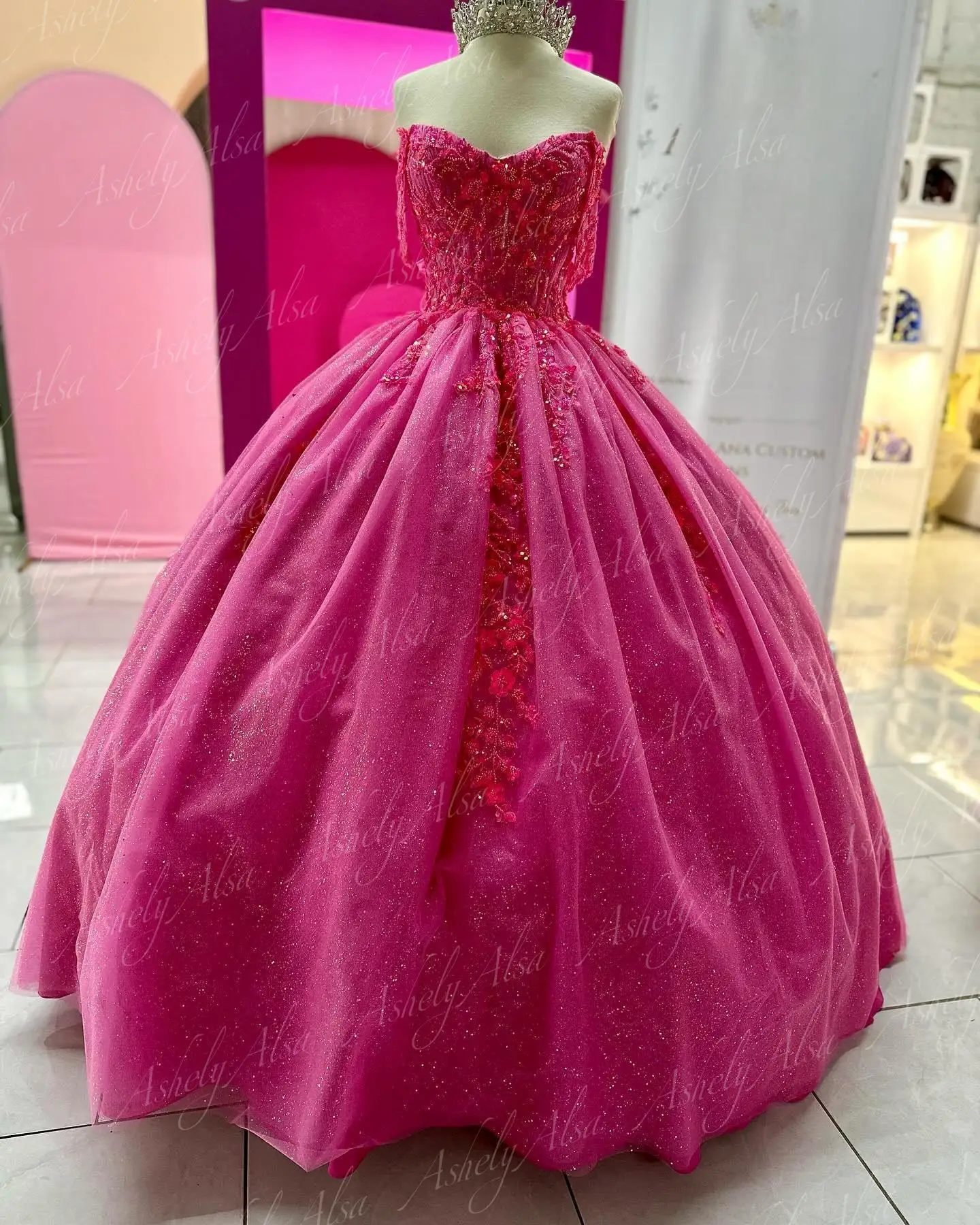 ที่กําหนดเองหรูหรา Fuchsia หวาน 15 Quinceanera ชุดประดับด้วยลูกปัดชุดยาวผู้หญิงวันเกิด PARTY PROM ชุดเต้นรํา