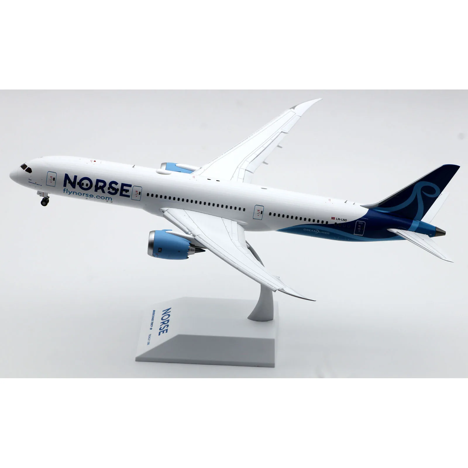 LH2339A Alloy Collectible Plane Gift JC Wings 1:200 Norse Atlantic Airways Boeing 787-9 Diecast Aircraft Model LN-LNO Flaps Down