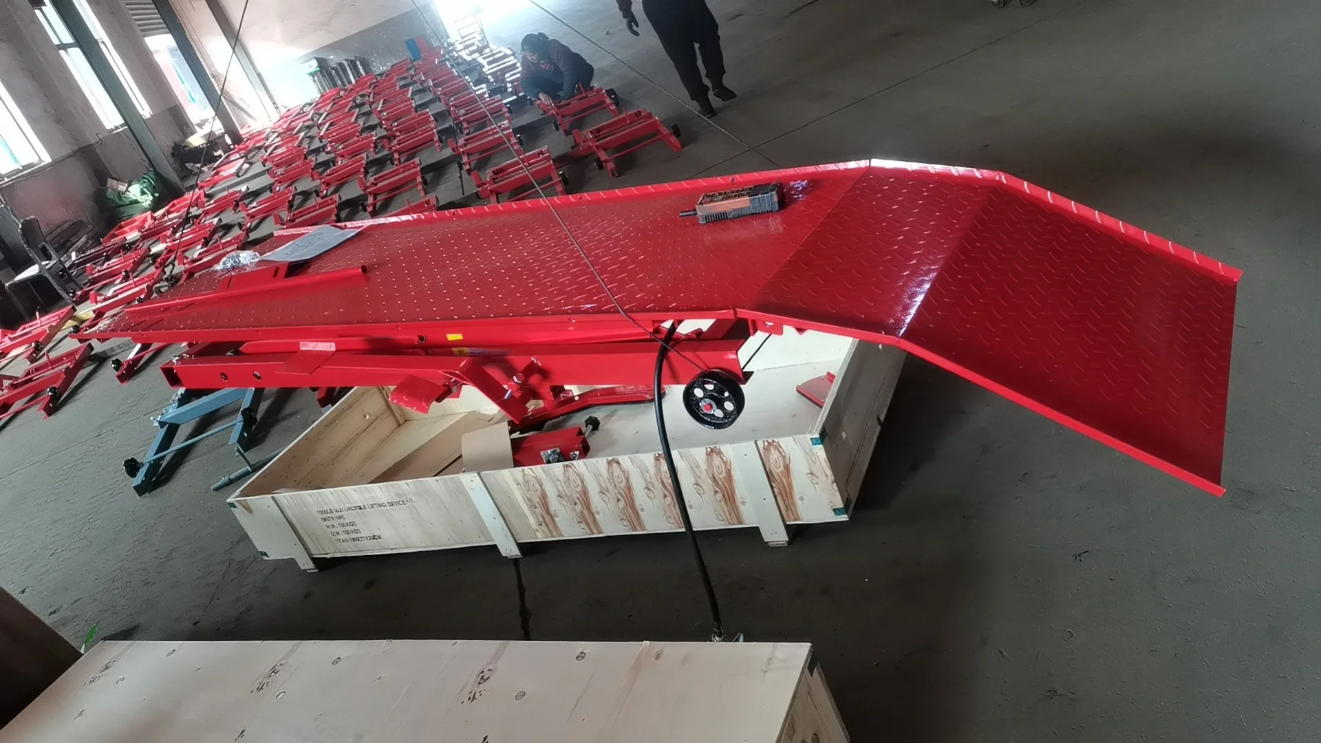 OEM 1000LB CE Pneumatische Hydraulische Motorfiets Lift 450KG Motorfiets Schaar Lifter Staal Motorfiets Reparatie Luchtheftafel