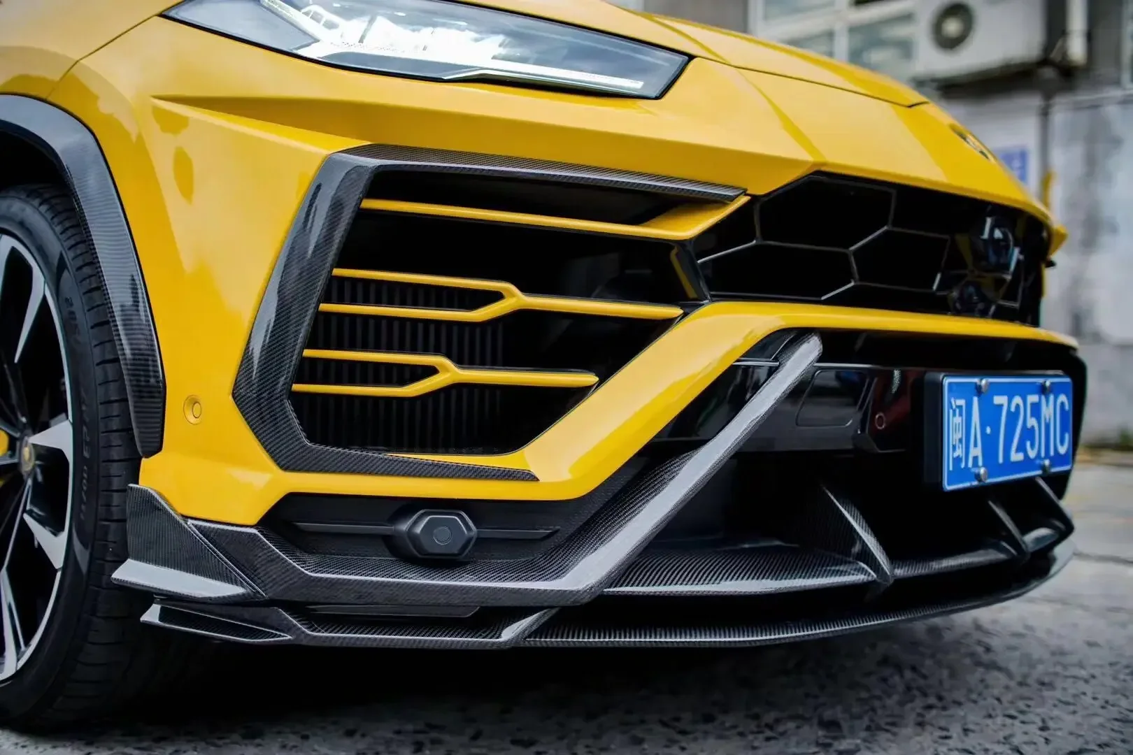 Carbon Fiber TopCar Design Body Kit For Lambo Urus Front Lip Rear Bumper Lip Side Skirt Engine Hood