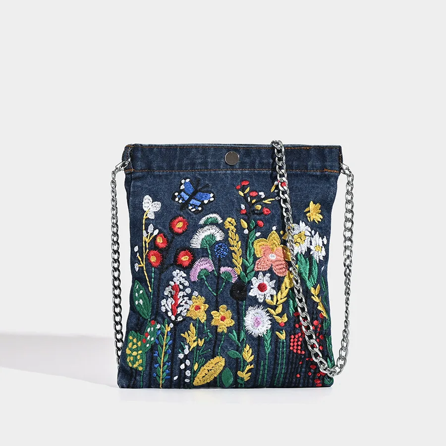

Fashion Korean Women's Embroidered Denim Off-Road Bucket Bag 2025 Personal Design Trend Commuter Unique Chain Design Handbag