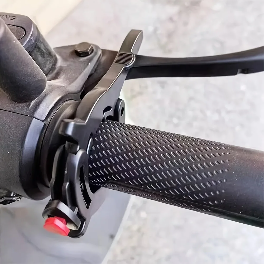 Accessorio Blocco Manopola Acceleratore Moto con Cruise Control per una Guida Semplificata