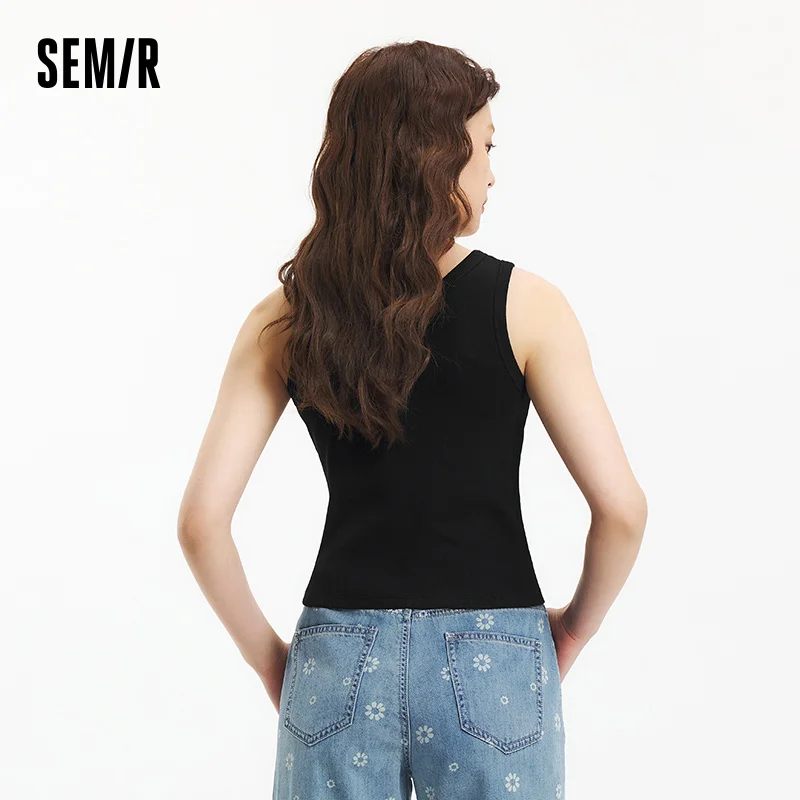 قميص Semir نسائي بدون أكمام بعقدة على شكل فيونكة لصيف 2025 جديد مطرز بقصة ضيقة ورقبة دائرية أساسية