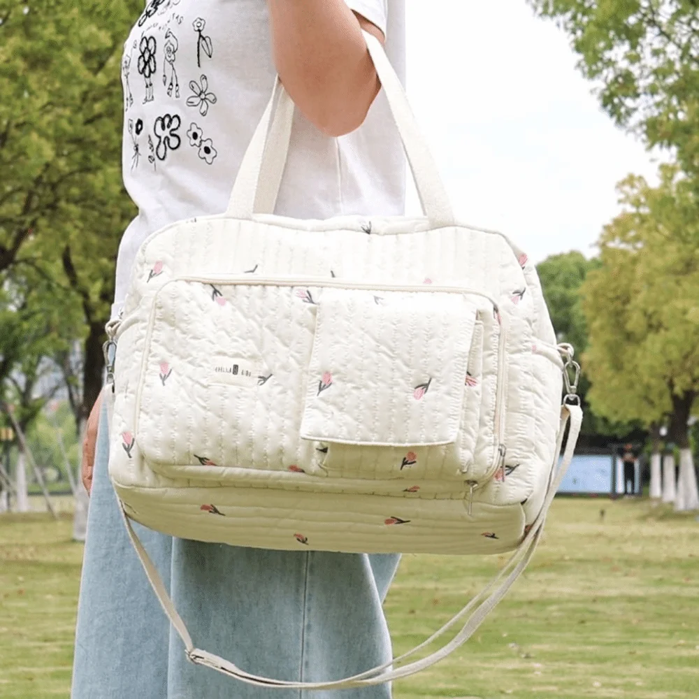Little Bear Embroidered Baby Diaper Bag Lightweight Practical Mommy Bag Large Capacity Leisure Handbag for Travel Outdoor