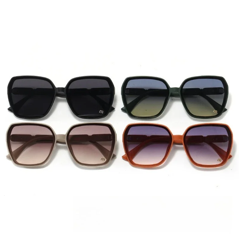 

2025 New Designer Oversized Sunglasses - Retro Cat-Eye UV400 Polarized Lenses Lightweight Metal Frame Unisex Fashion Eyewear