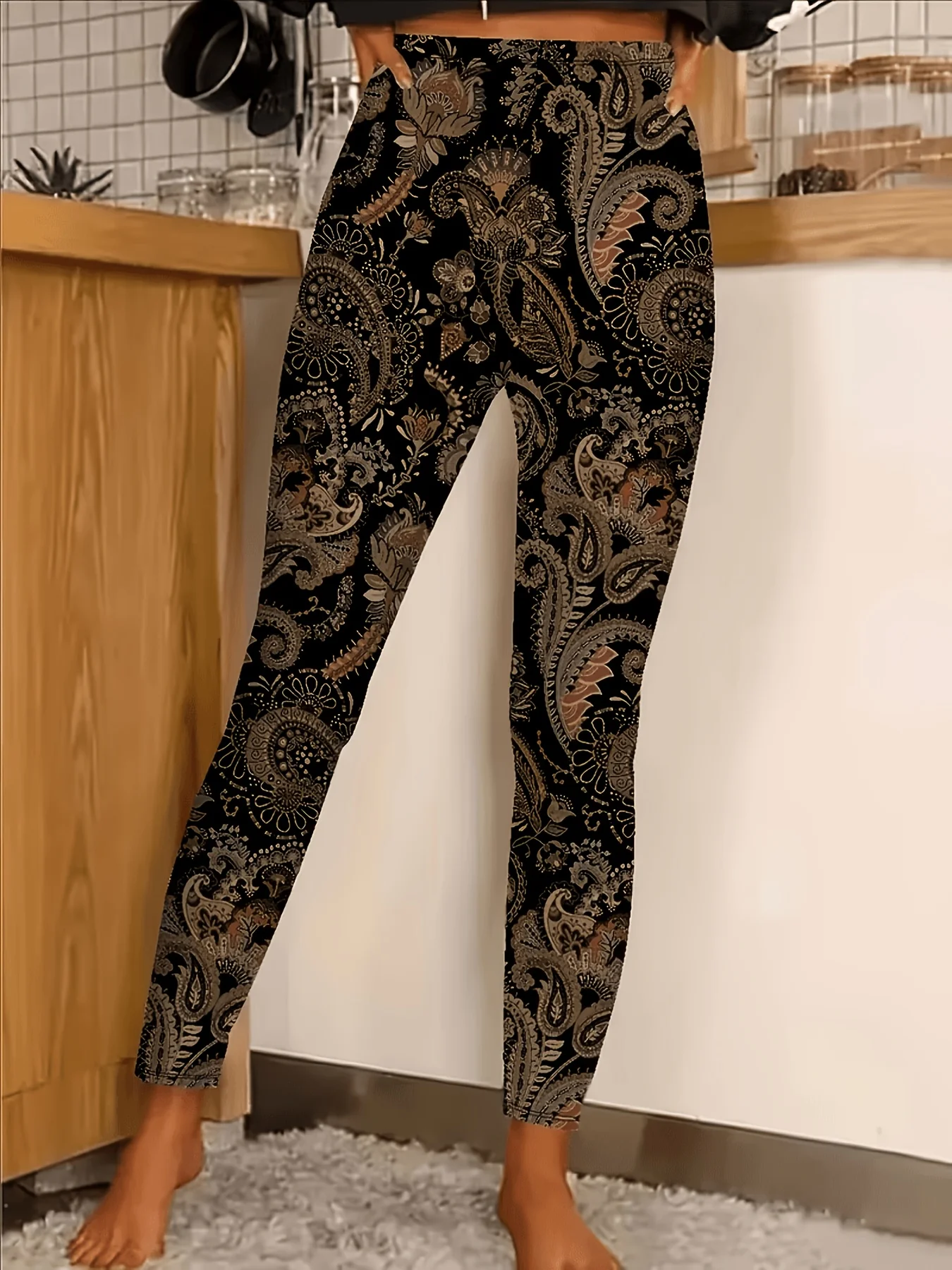Women Fleece‑Lined Leggings Vintage Gold Paisley Floral Print Mid‑Waist Winter Warm Bottoms