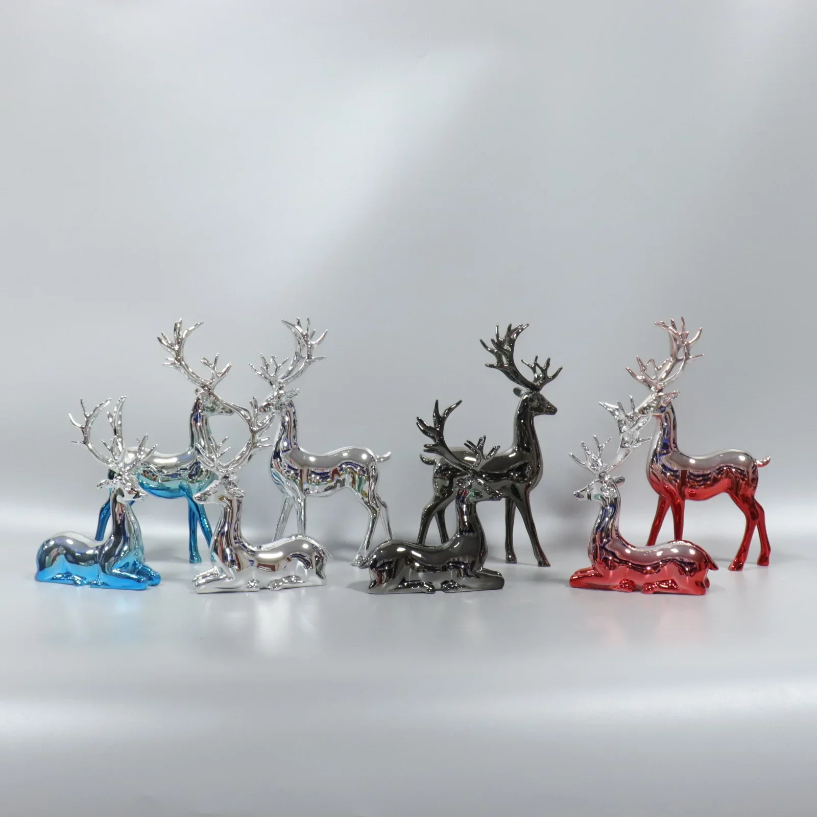 

Resin Handicraft Artificial Animal Sculpture Silver Deer Elk Gradient Decorative Figurines Home Decoration Accessories