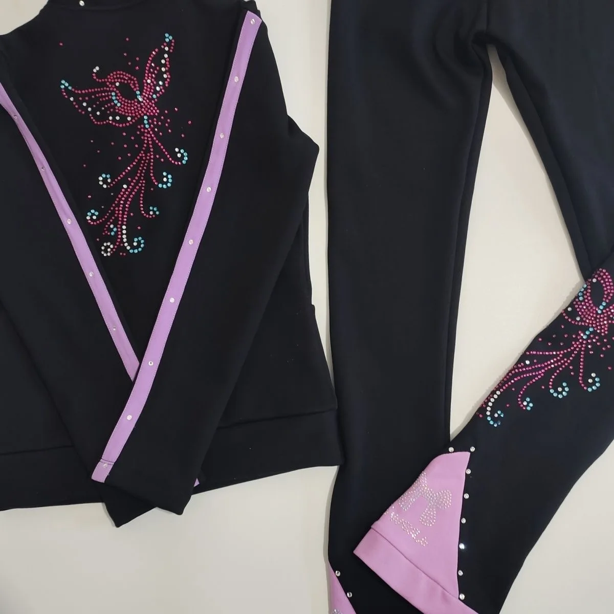 Figure skating training suit set with plush and thickened children's suit top, ice skating pants, high elasticity