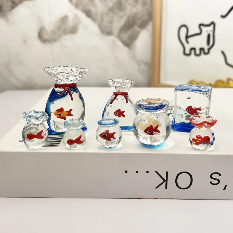 Crystal Fish Aquarium Mini Glass Fish Tank Ornament Desktop Decoration Cute Birthday Party Gift for Kids Girls Home Office