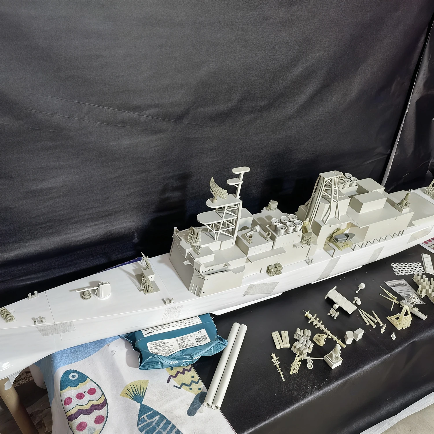 1/150 Barche RC 115 centimetri Kidd-class Destroyer Barca telecomandata Stampata in 3D Formatura Modello di nave RC Kit Nave giocattolo Modello di nave da guerra