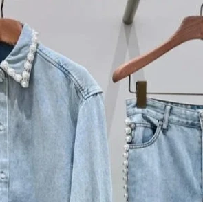 

2025 women's elegant denim two-piece suit long-sleeved lapel pearl top or straight-leg fashionable trousers