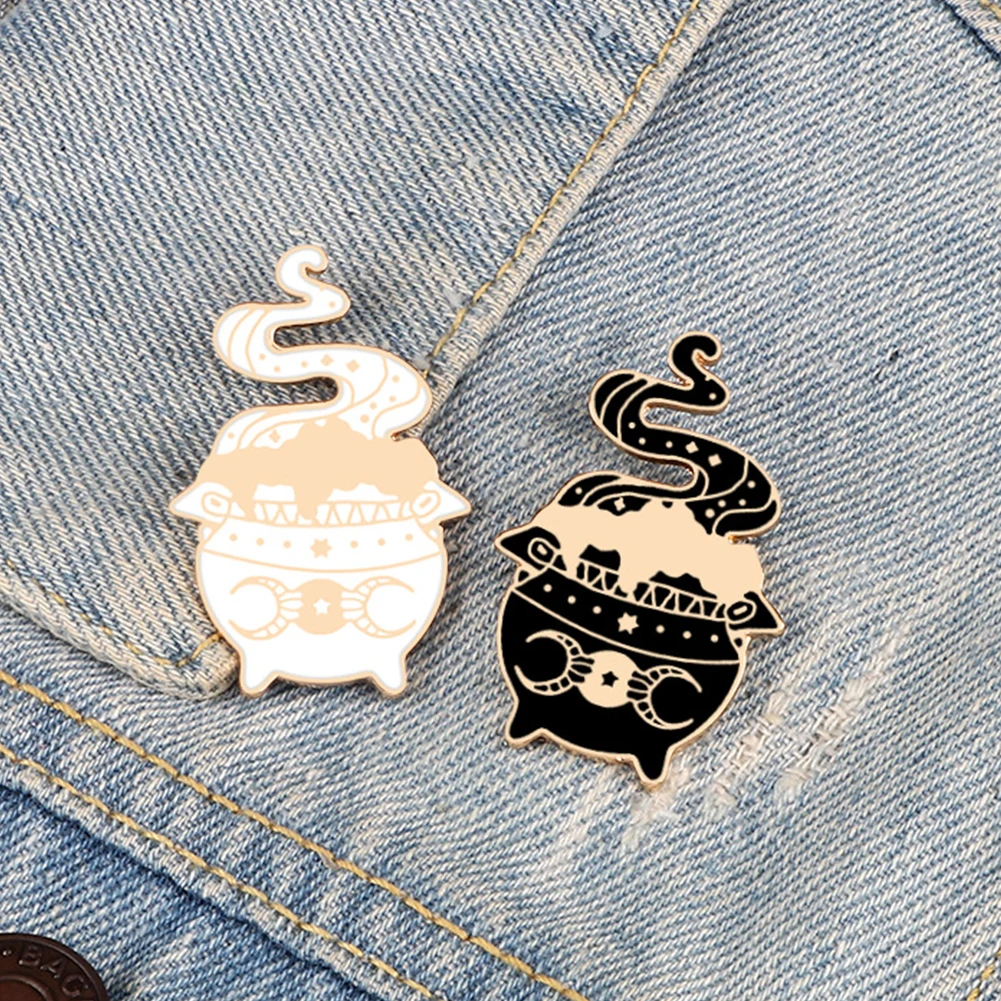 Ornamental Pin Functional Decorative Brooch Aesthetic Badge Ornament Versatile for Backpack Sling Bag Clothes
