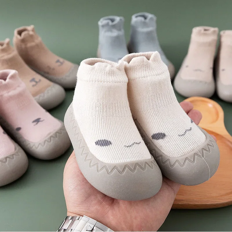 2023 Baby Socks Shoes Infant Color Matching Cute Kids Boys Shoes Soft Soled Child Floor Socks Shoes Toddler Girls First Walkers